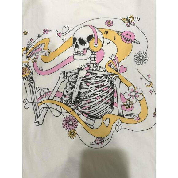 American Eagle Cream Oversized Halloween Skeleton Graphic T-Shirt- Size Large - Picture 4 of 9